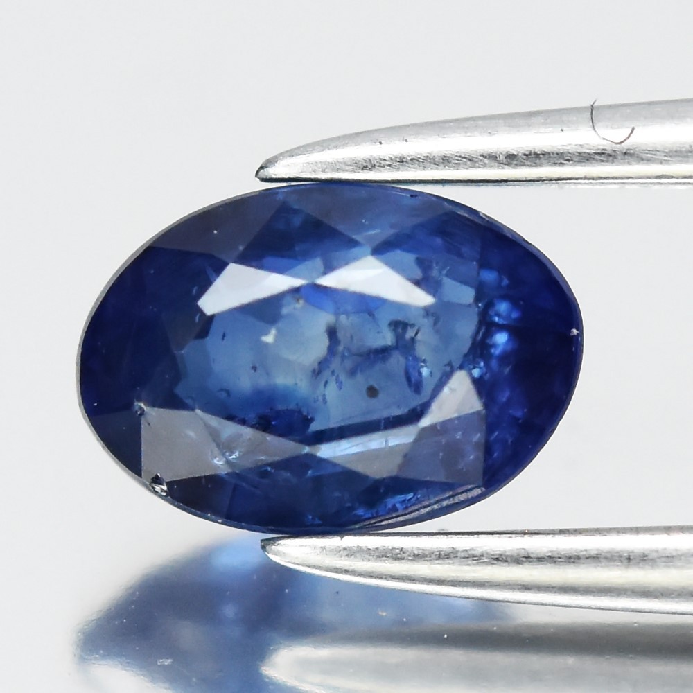 💎 0.66ct 5.8x4mm Oval Blue Sapphire – Ceylon Gemstone
