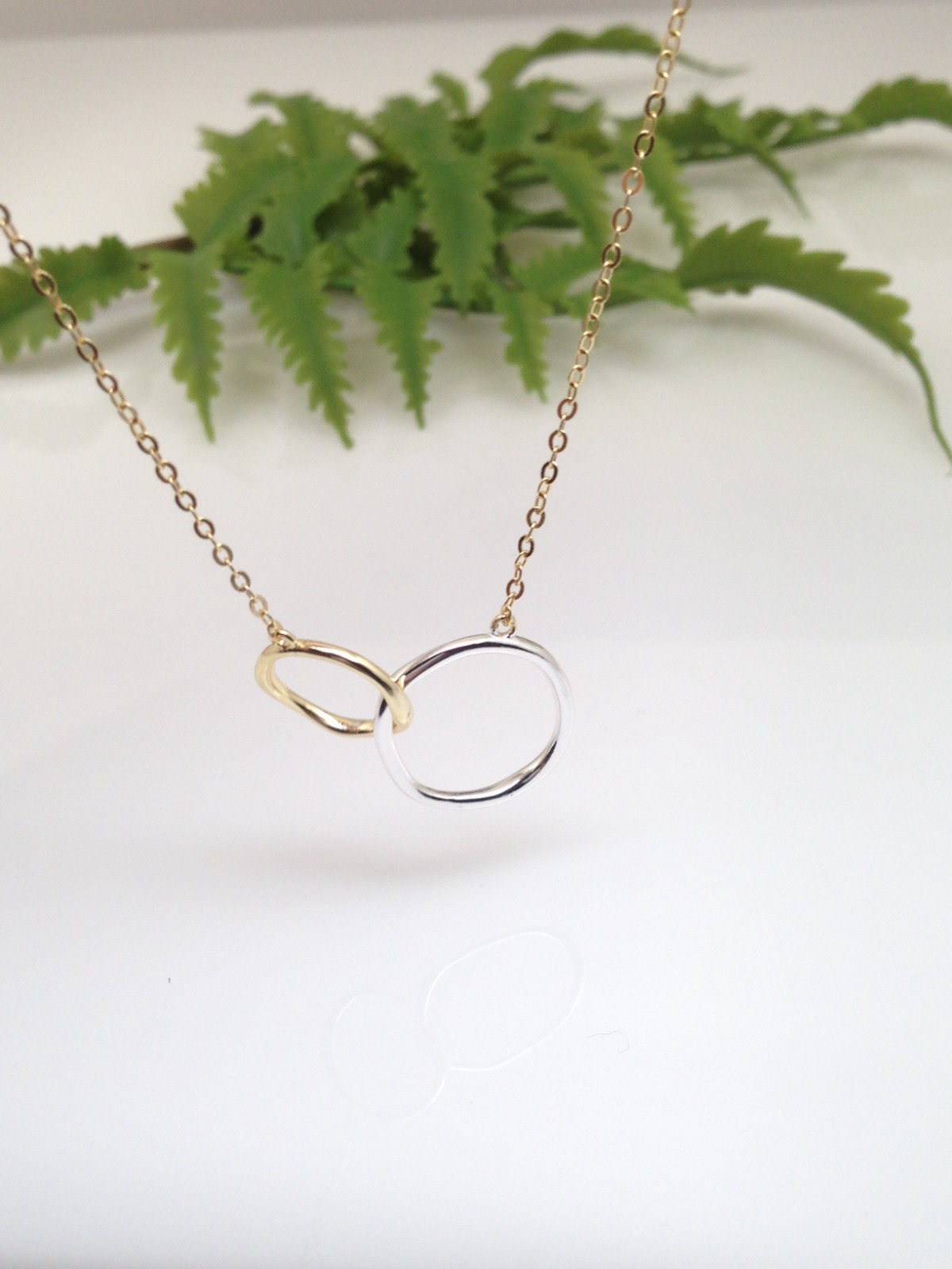 925 Sterling Silver Two Tone Circle Pendant Necklace Interlocked 10.8/14mm Women