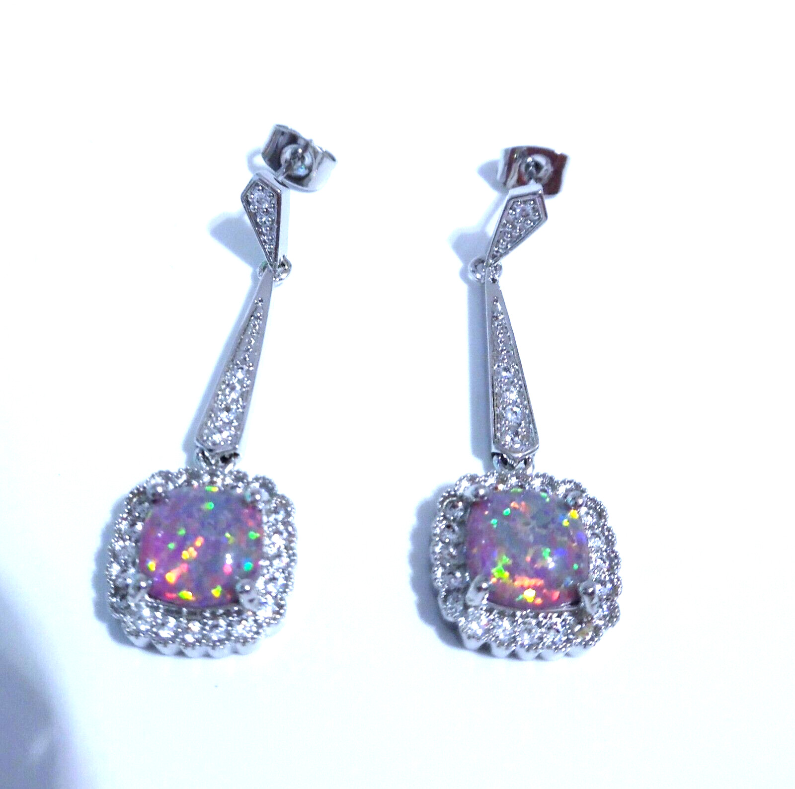 (SE 19) GORGEOUS LAVANDER FIRE OPALCZ STUD EARRINGS