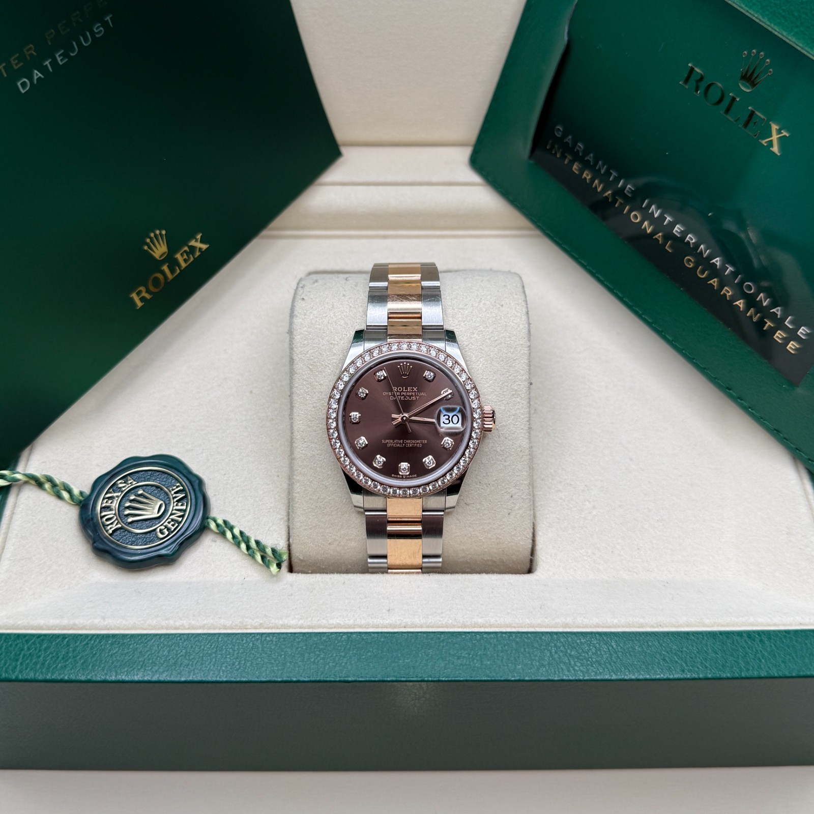 Rolex Datejust 31 Chocolate Diamond Dial Two Tone Rose Gold Diamond Oyster