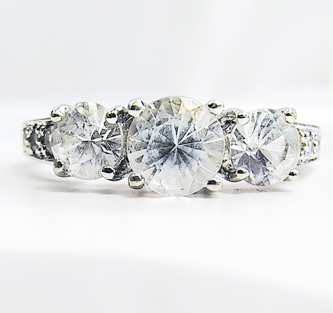 Andin 10K White Gold 1.00CT Diamond Ring • Size 8 • 9 Diamonds • 2.58g
