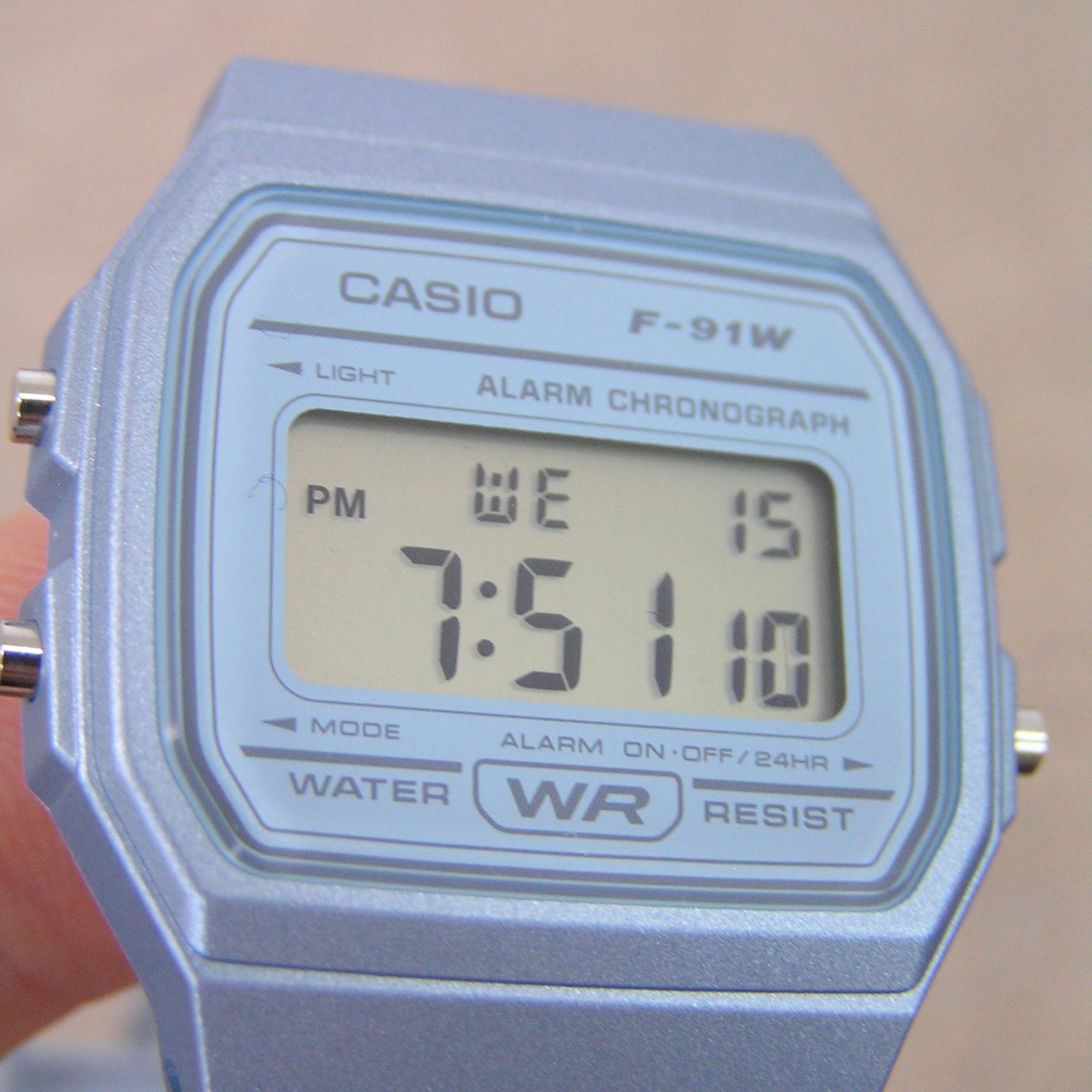 UK STOCK CASIO F-91WS-2JH Japan Exclusive Digital Watch Clear Blue Import Model