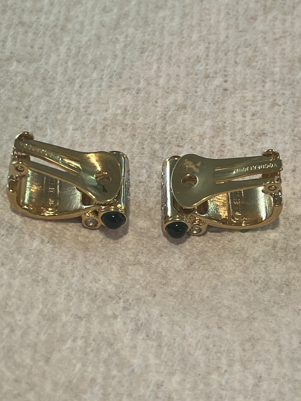 Vtg Vogue Bijoux Gold Plated Faux Diamond Red Green Crystals Clip On Earrings