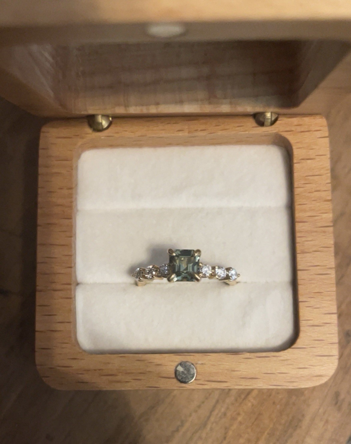1.06ct Green Unheated Sapphire With Natural Diamonds Engagement Ring 14k Gold