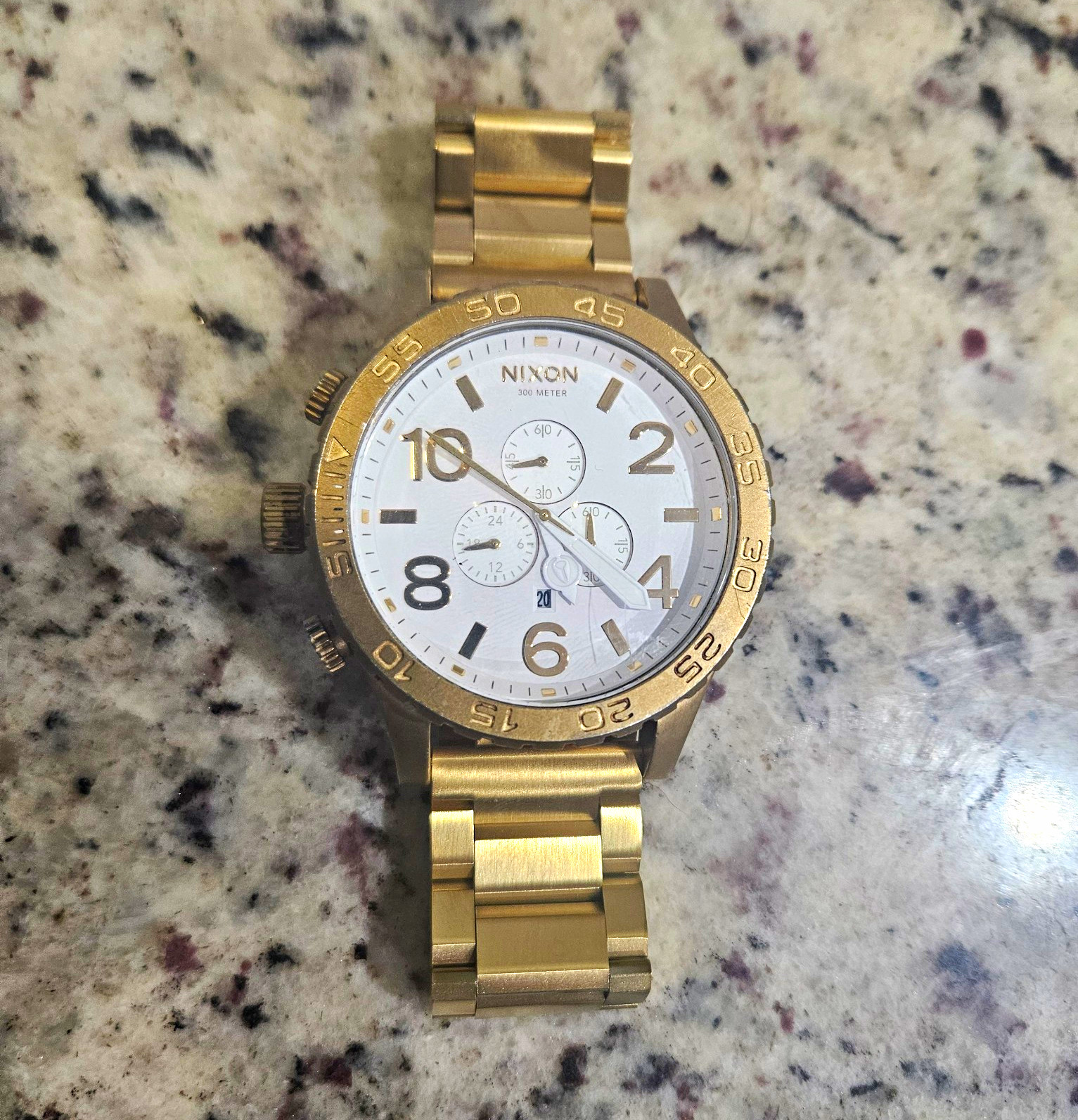 Nixon 51-30 Gold With White Face Brand New Battery All Links