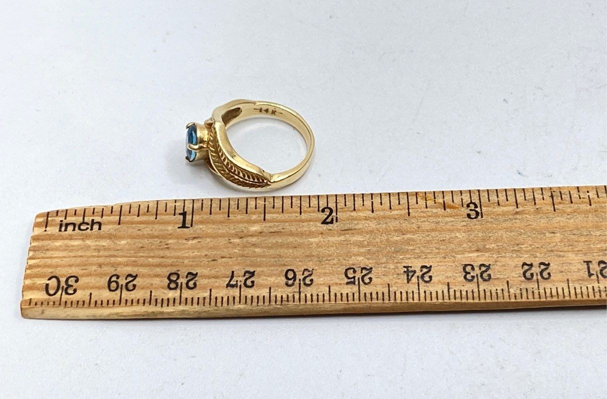 14K Yellow Gold Pear Cut Blue Gemstone Ring Feather Leaf Motif Size 5.5 4.1g