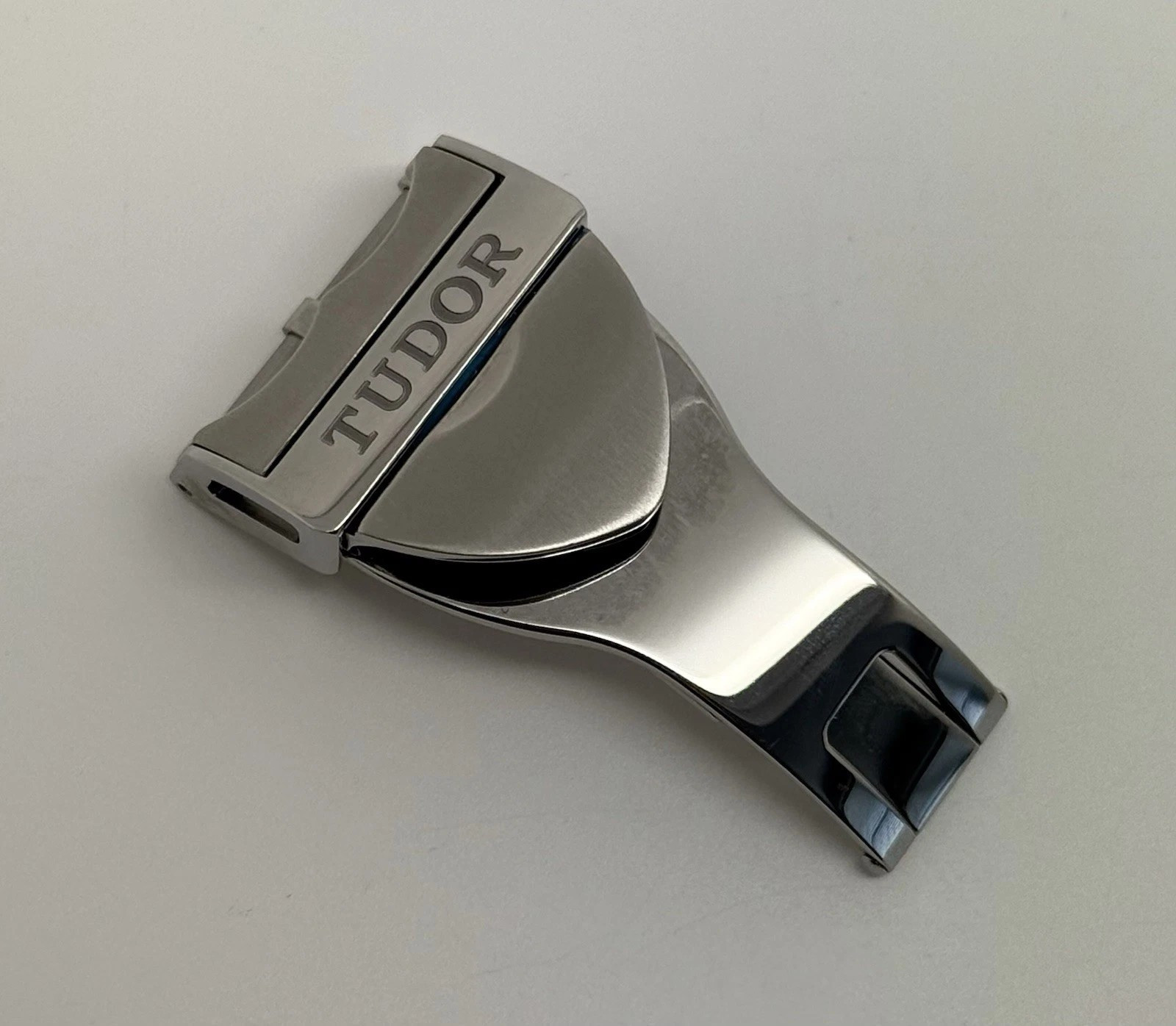 New Authentic Tudor 18mm Stainless Steel Watch Deployment Buckle Clasp OEM