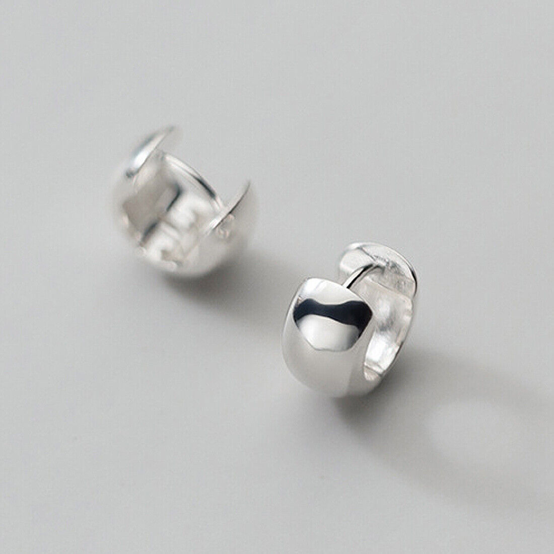925 Sterling Silver Simple Wide Dome Huggie Hoop Earrings for Women A1117