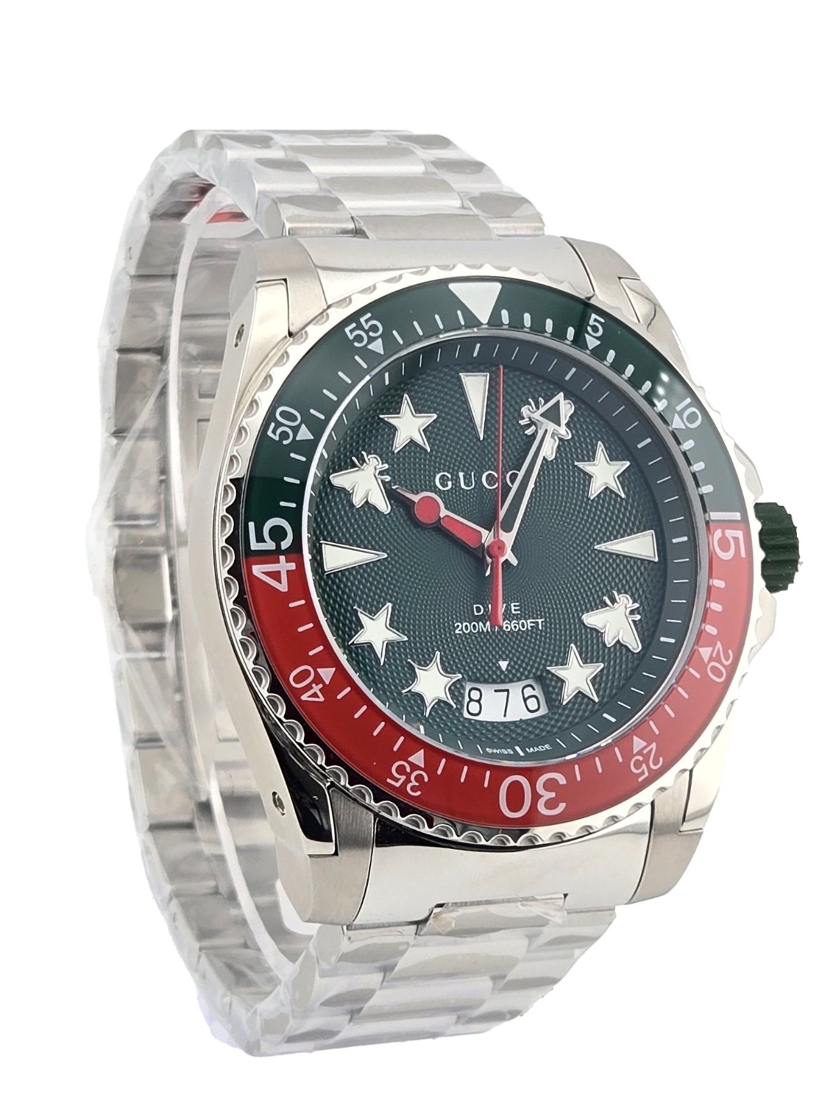 Gucci Dive YA136222 Men’s Quartz Stainless Steel Watch – Retail Price $1700
