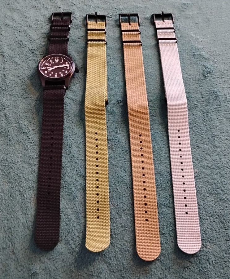 High-Quality 40mm Automatic Black PVD-Coated 316L Steel Diver / Strap Set!