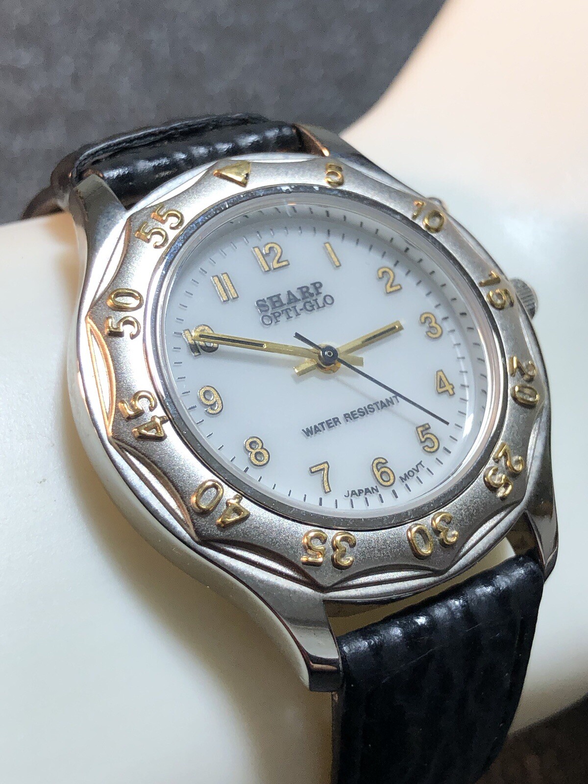 Vintage SHARP Opti-Glo Men Watch White Dial Silver Tone Fixed Bezel (read)