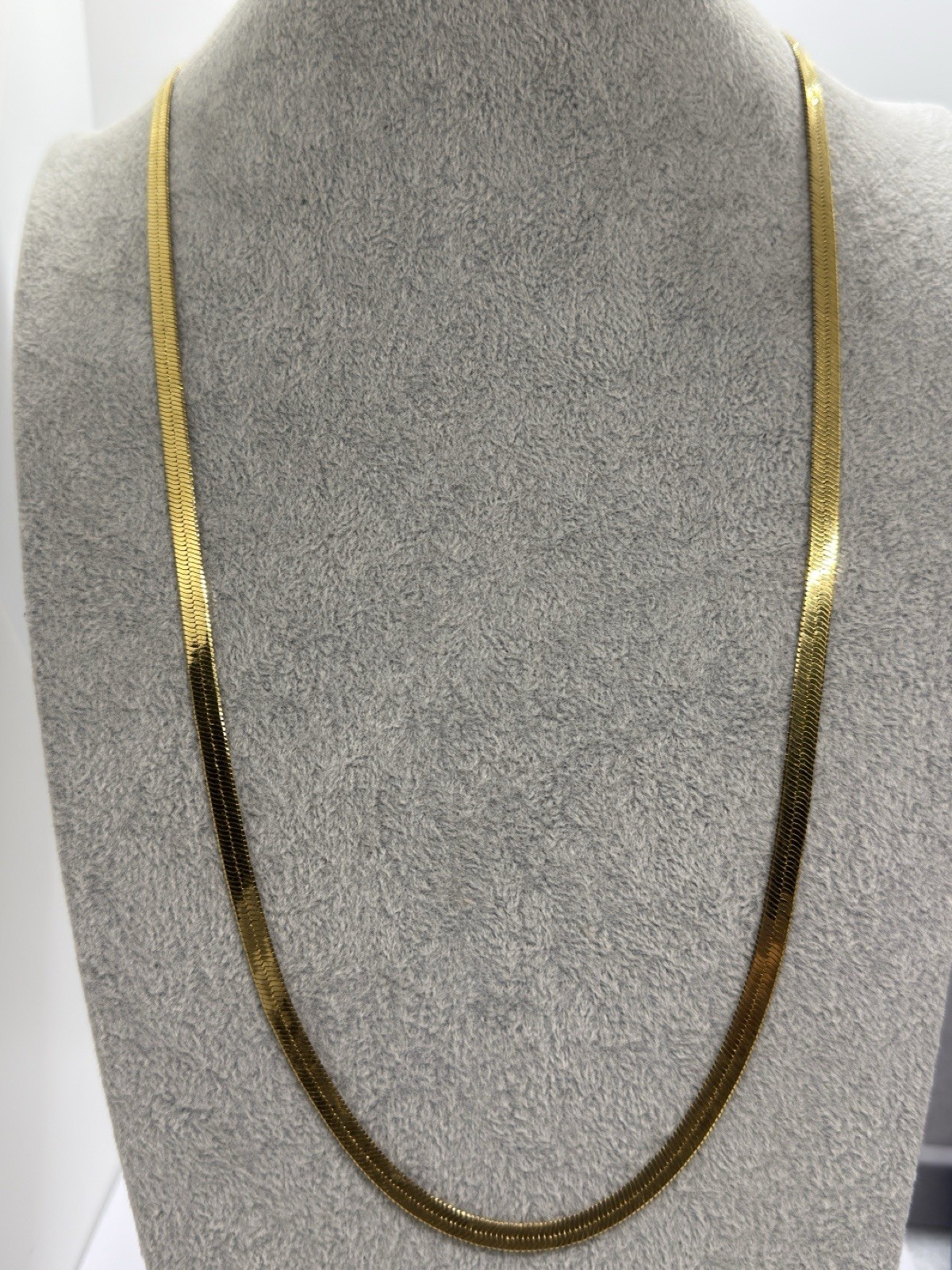 Herringbone Flat Gold Tone Chain Necklace 30″ 5mm