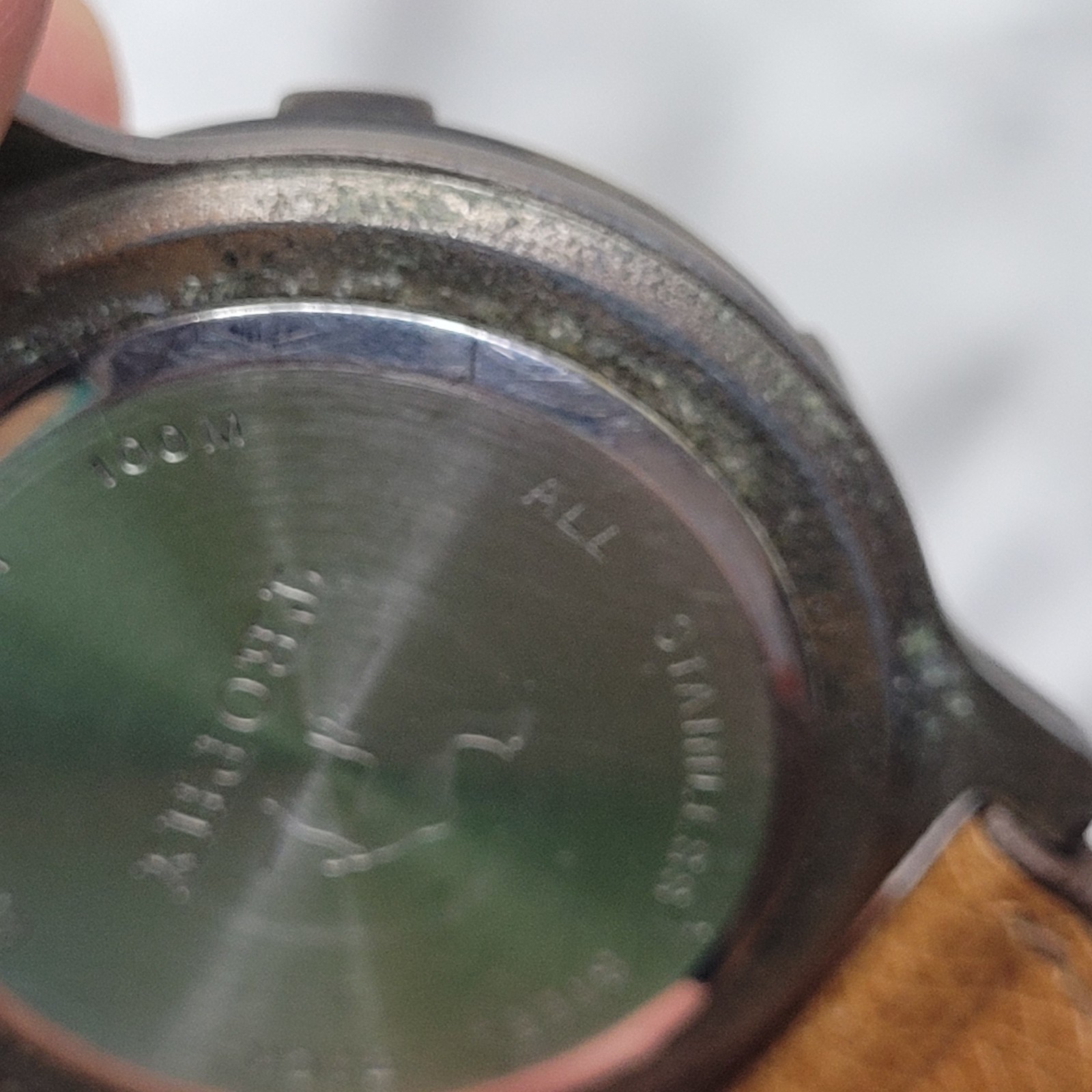 CAMEL TROPHY Quartz 10 ATM Model Safari Trophy Leather Belt Glow in Dark