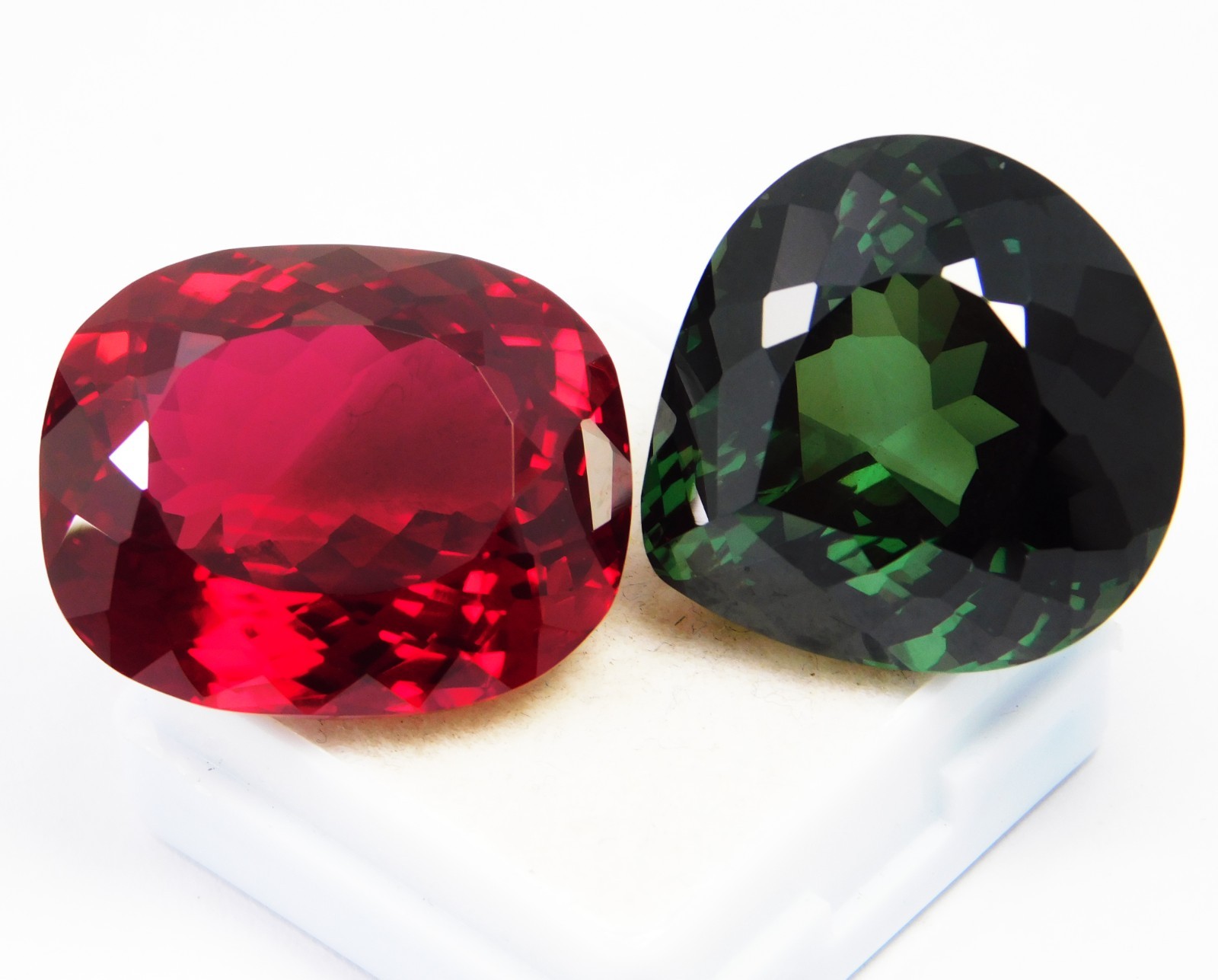 Certified PIGEON BLOOD RED Ruby / GREEN SAPPHIRE 97.70 Ct Natural Exclusive Pair