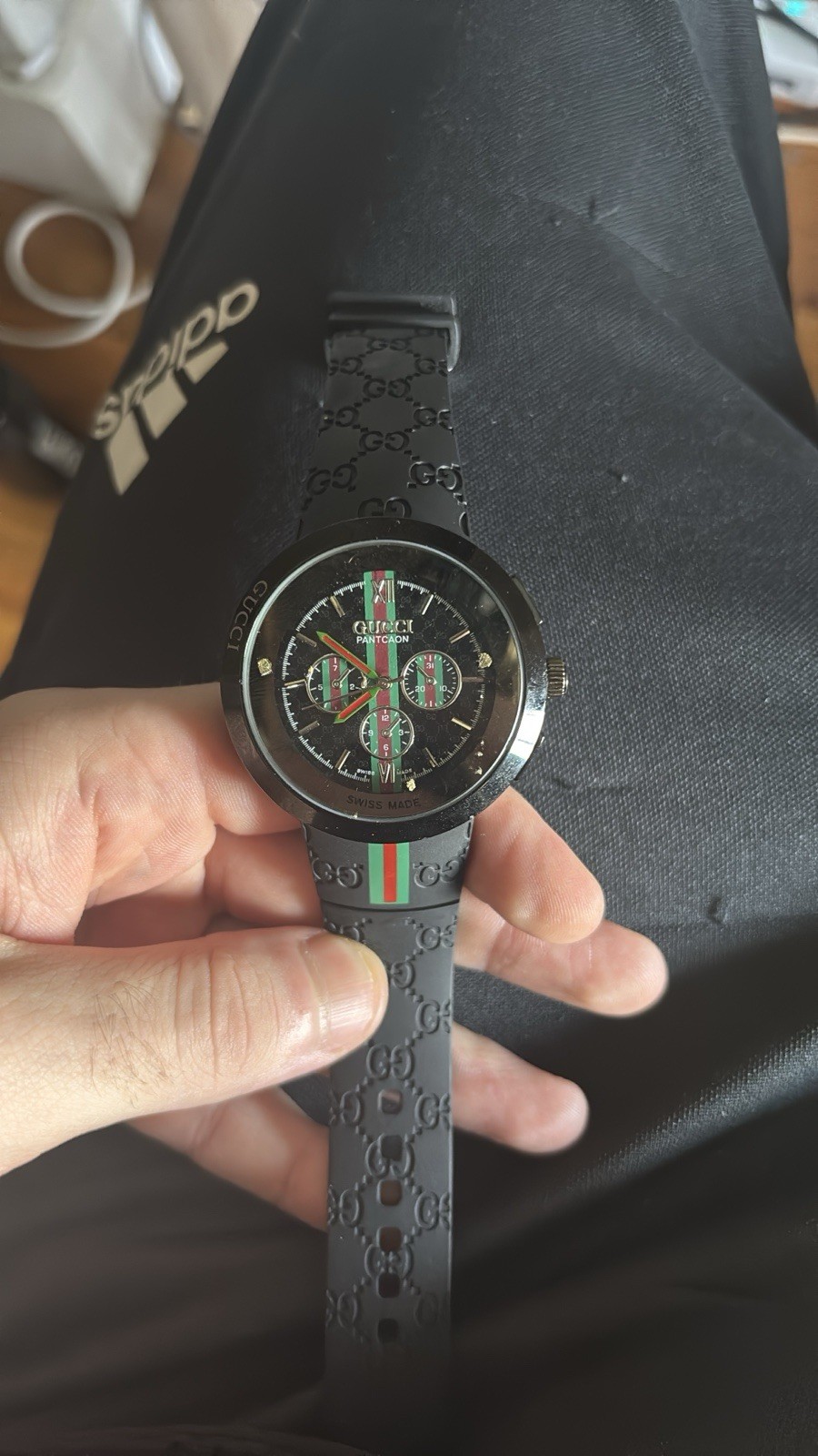Gucci Pantcaon Chronograph Quartz 44mm Black Rubber Strap Analog Watch