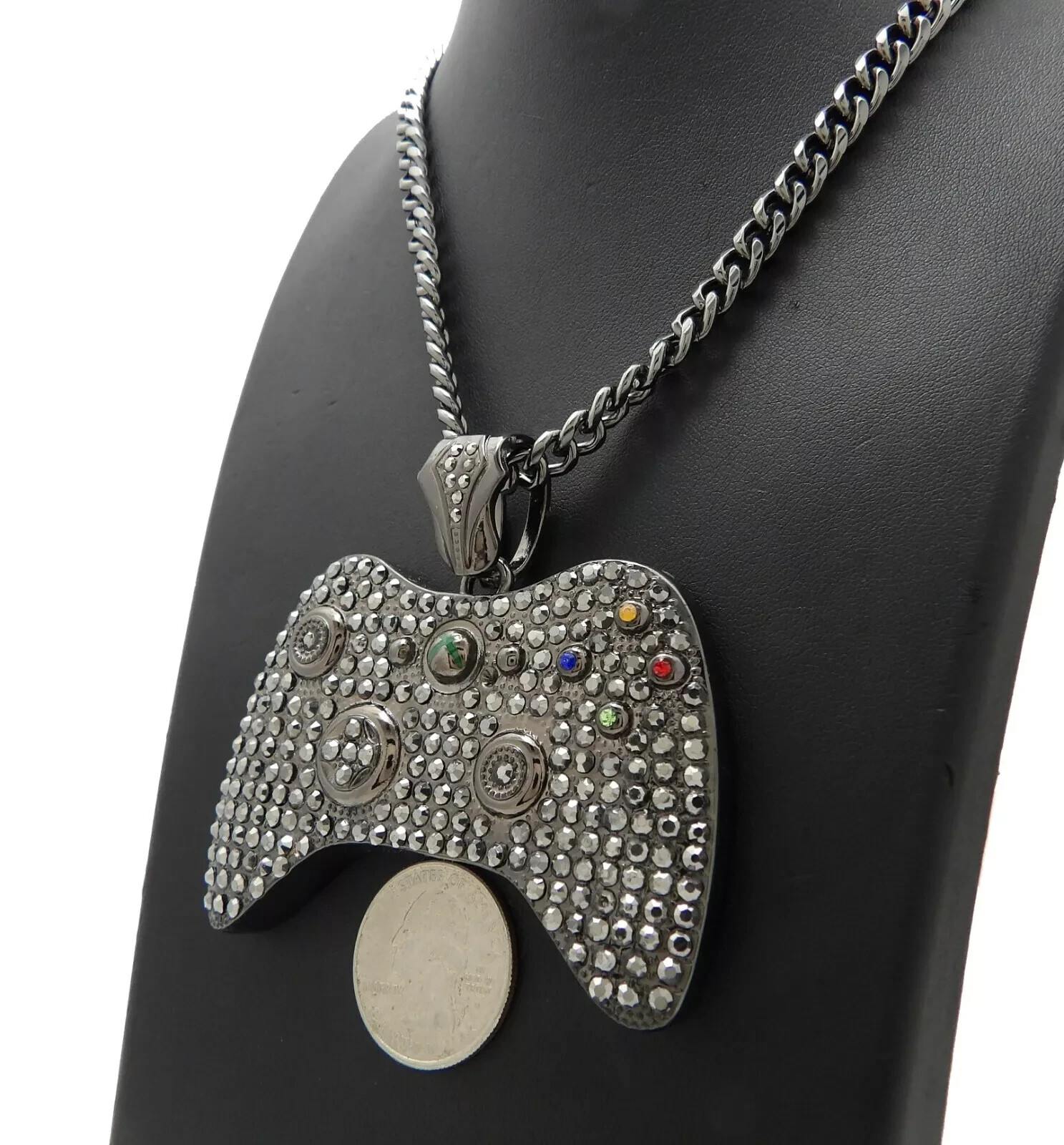 HIP HOP GAME CONTROLLER ICED BLACK PENDANT CUBIC ZIRCONIA & 6mm 30″ CUBAN CHAIN