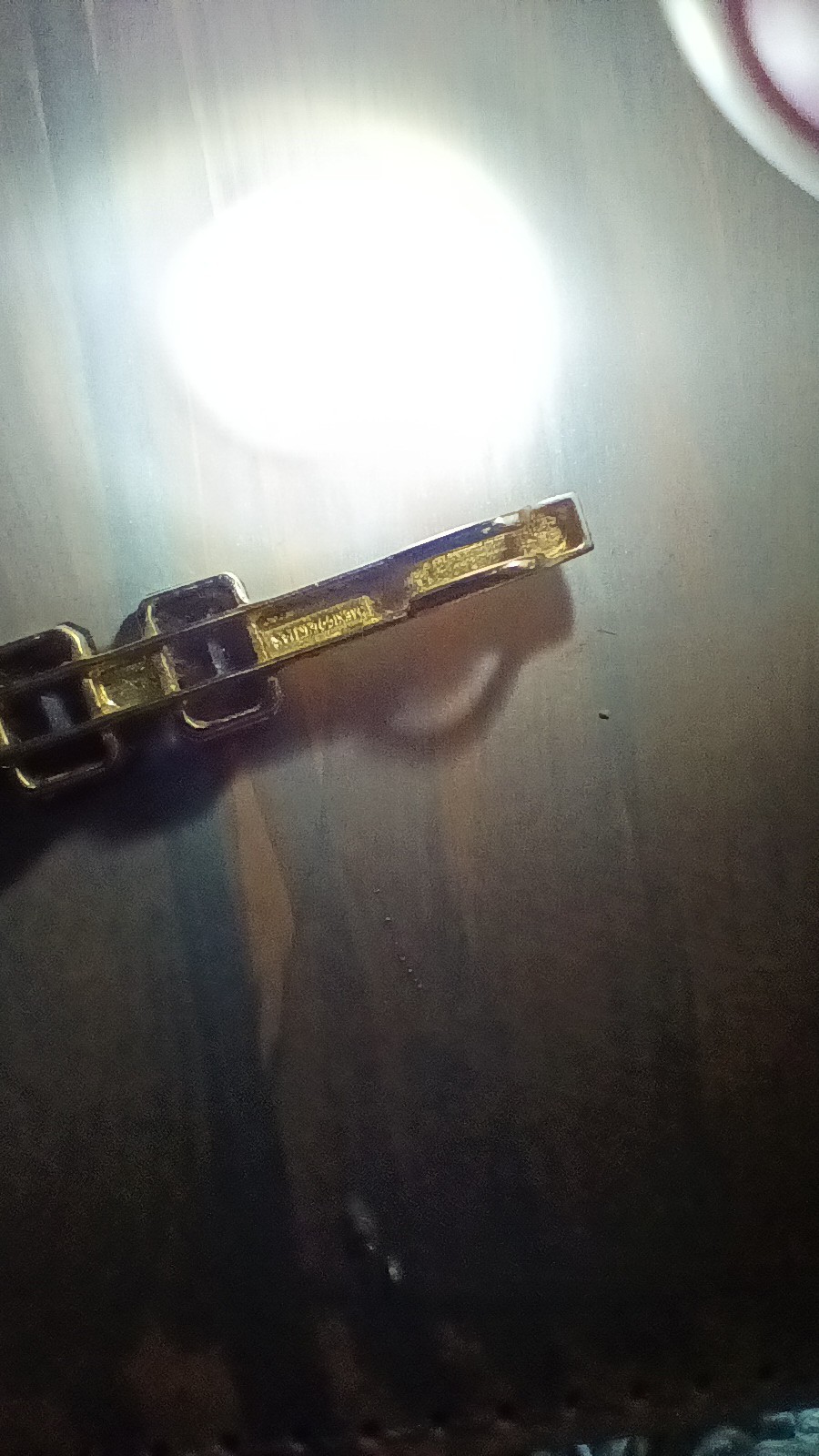 14 kt Gold and amethyst bar pendant 2.4 grams