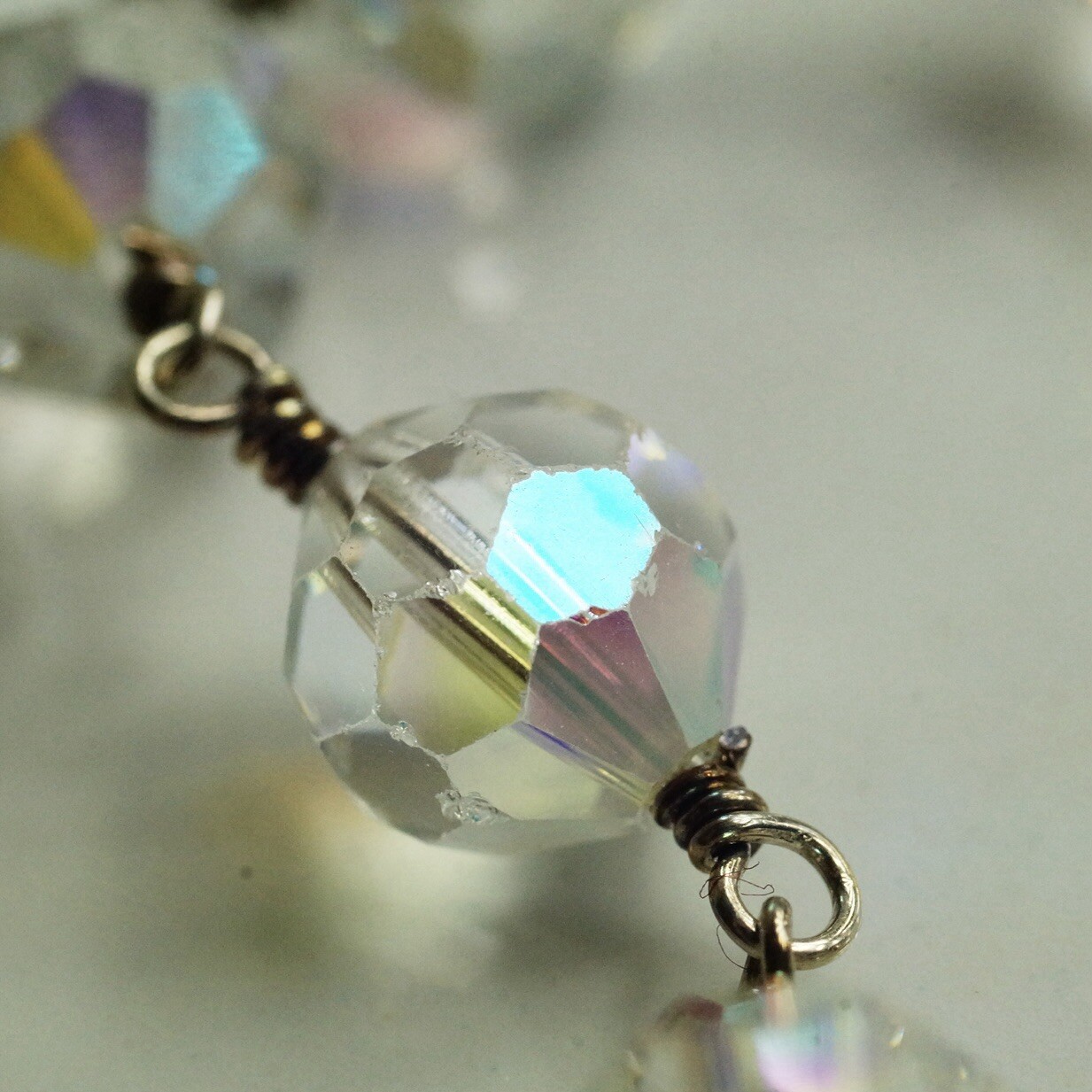 Sterling Silver Twisted Wire Clear Glass Crystal Bead Bracelet 7.36”