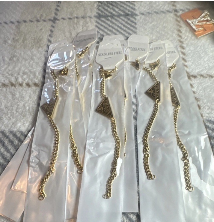 Gold Tone Stainless Steel Curb Link Chain Necklace Triangle Pendant Lobster
