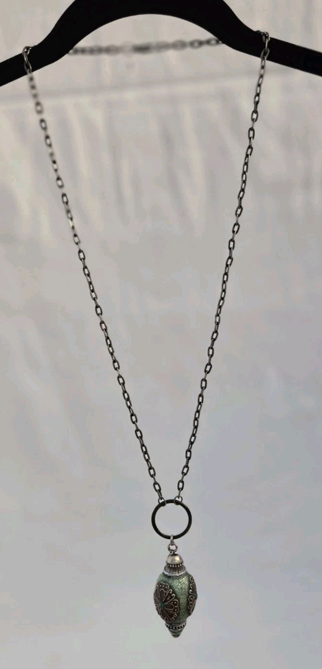 Jewel Kade Silver Tone Green Pendant Necklace Oval Link Chain Lobster Clasp