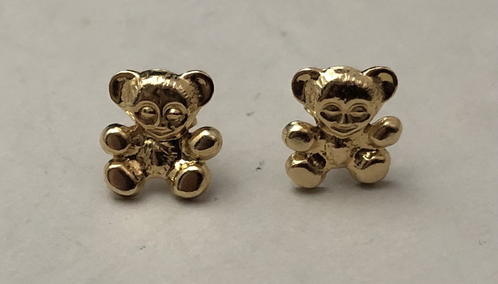 Vintage .585 14K Solid Yellow Gold Estate Teddy Bear Small Post Earrings