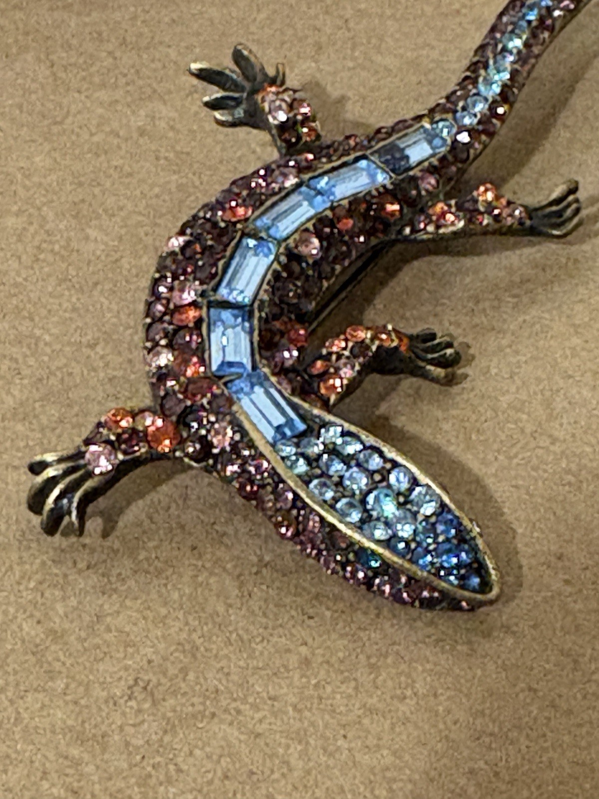 Jay Strongwater Lizard Salamander Pink Green Rhinestones Brooch Pin Retired Box