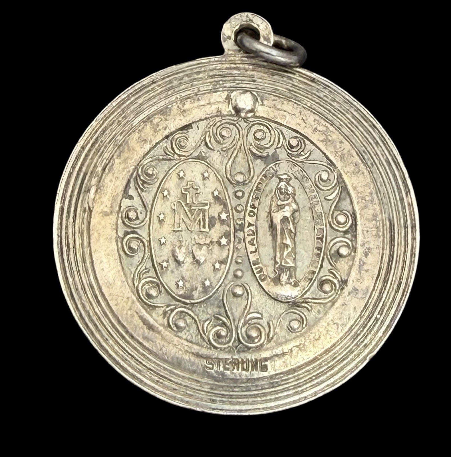 VINTAGE STERLING SILVER VIRGIN MARY & JESUS ENAMEL ROSE CHARM PENDANT 24.7mm