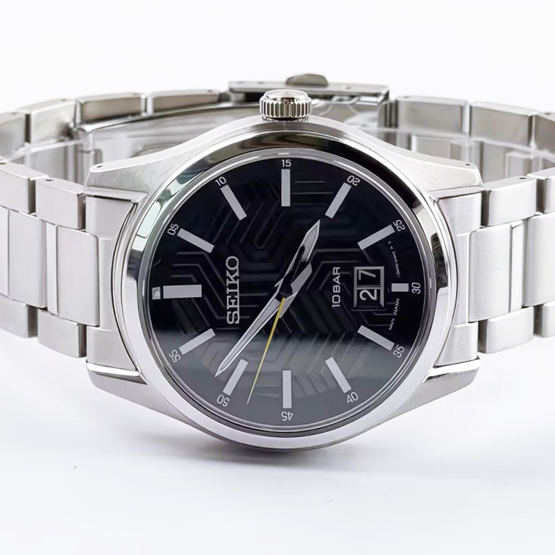 Seiko Essentials SUR535 Men’s Watch Black Quartz Textured Dial 39.5mm New