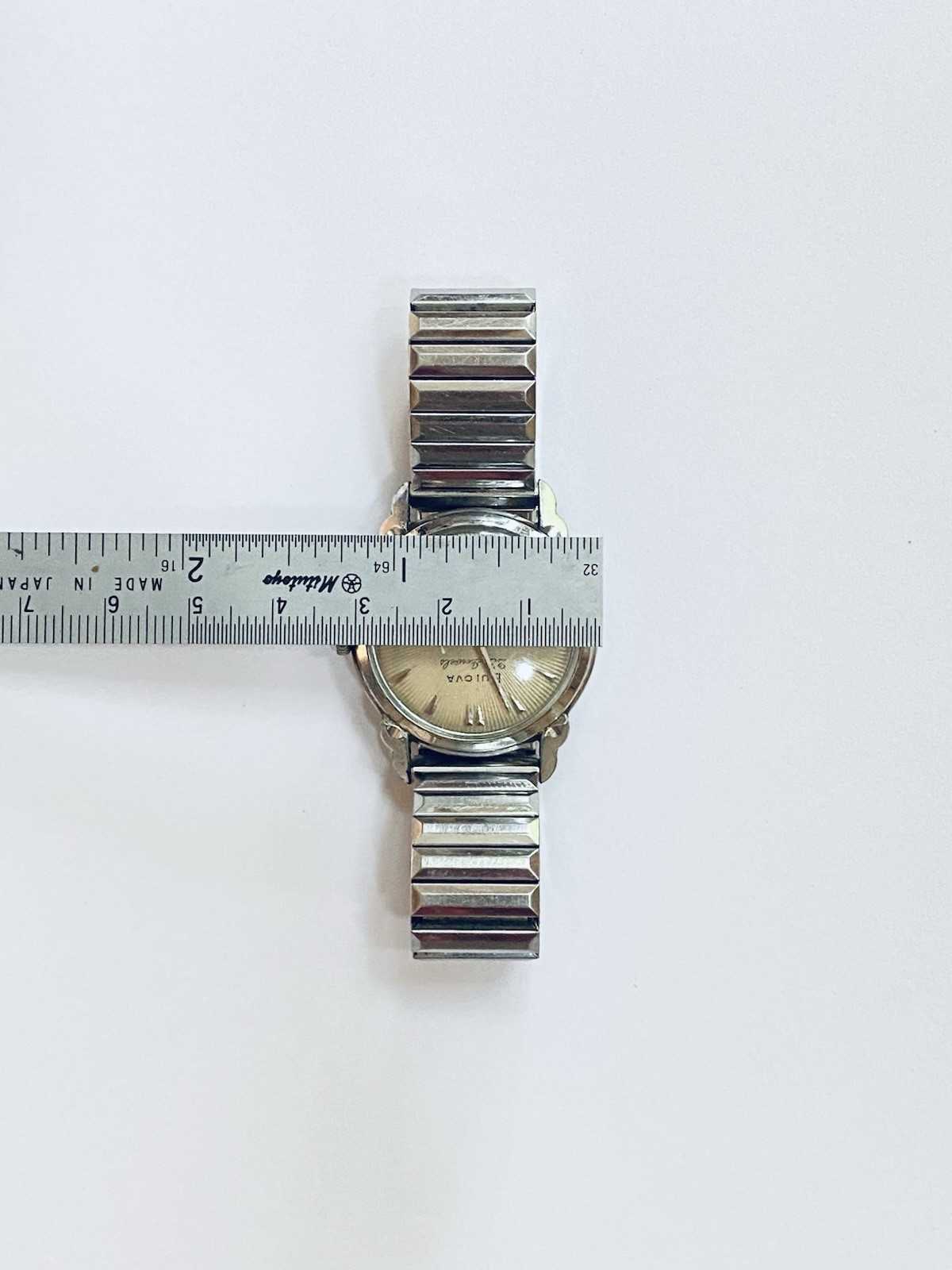 Vintage Bulova Mens 23 Jewel Self-Winding Six Adjust Automatic 32mm Wristwatch