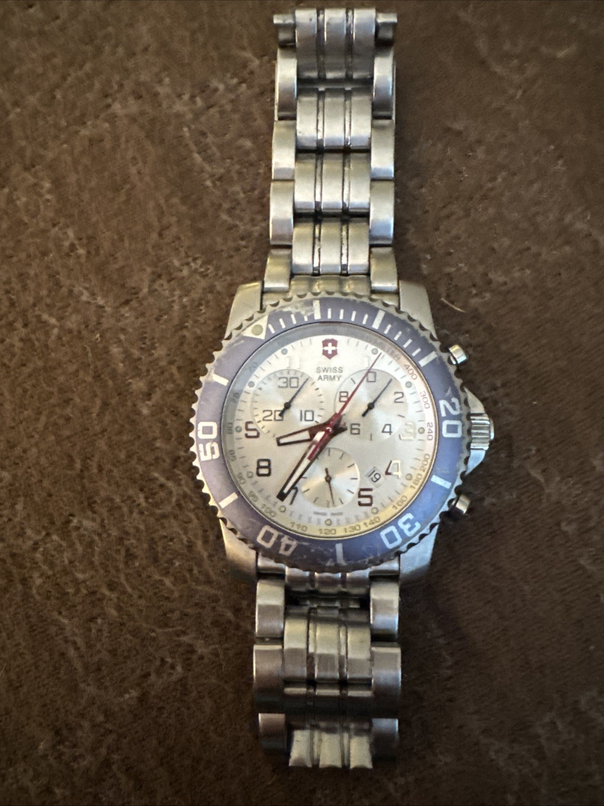 Victorinox Swiss Army Maverick II Chronograph Reference 241051 Men’s