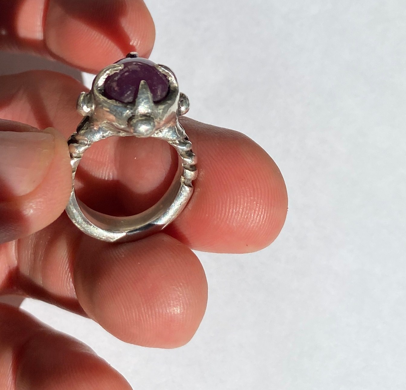 Star Sapphire Ruby Ring-size 7.5- Stone is untreated 12x10mm–& not man made!