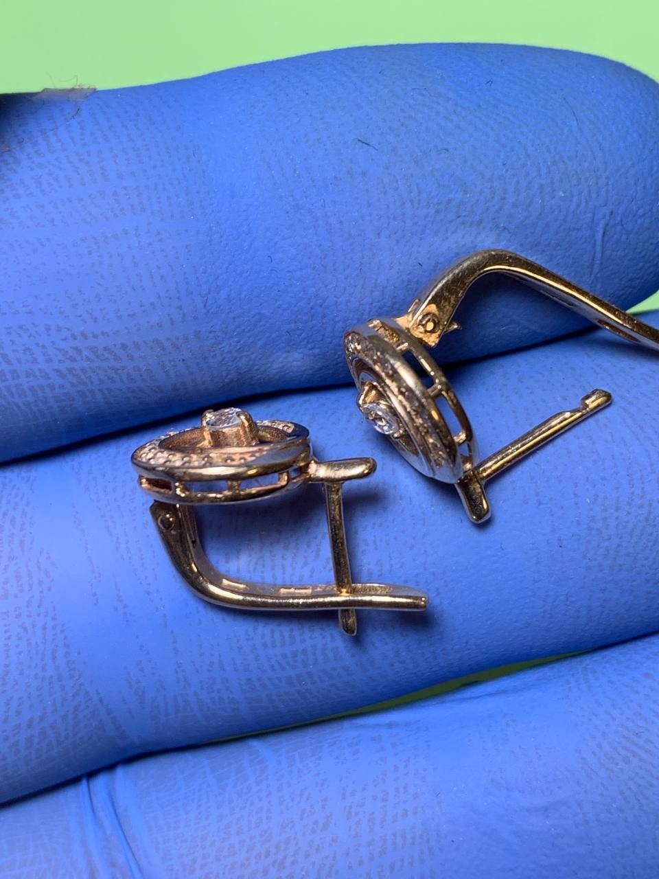 Vintage earrings from Ukraine made of 14-karat gold (583 assay value), Ukrainia