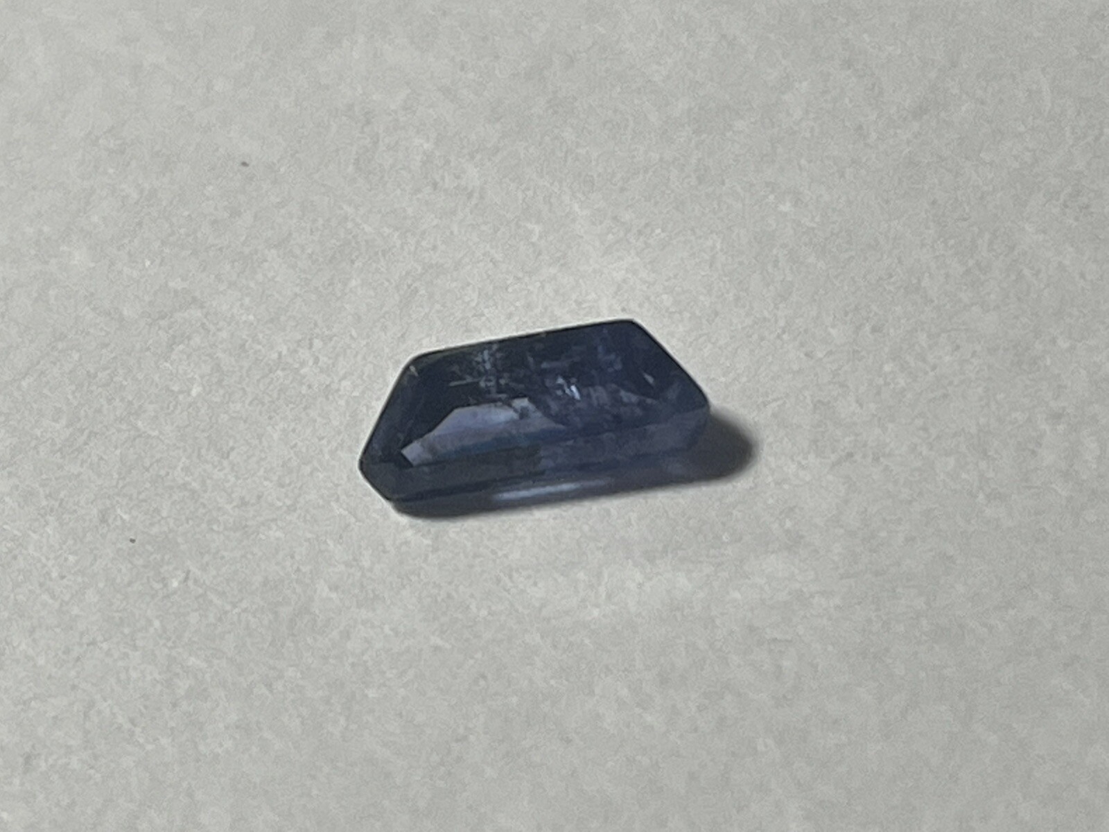 Benitoite from CA/USA fac cut in Germany 0.56ct 7.3x3mm Freeform