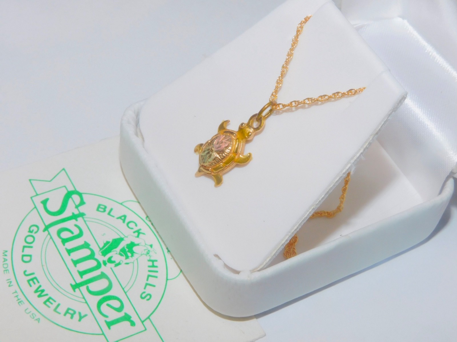 Black Hills Gold 10k Turtle Pendant Necklace