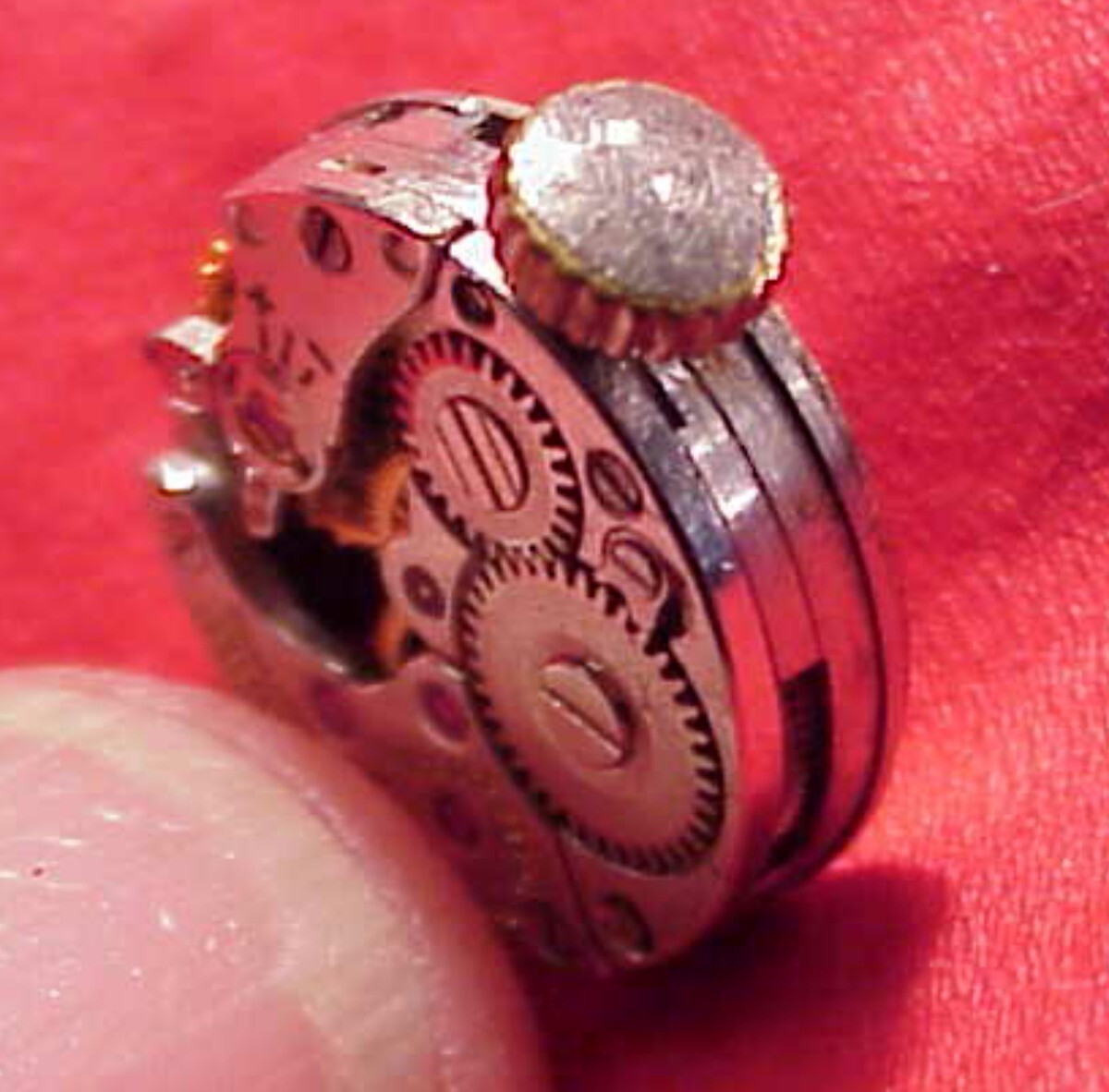 Vintage Longines 320 Ladies Wristwatch Movement GOOD BALANCE WHEEL 13.7MM