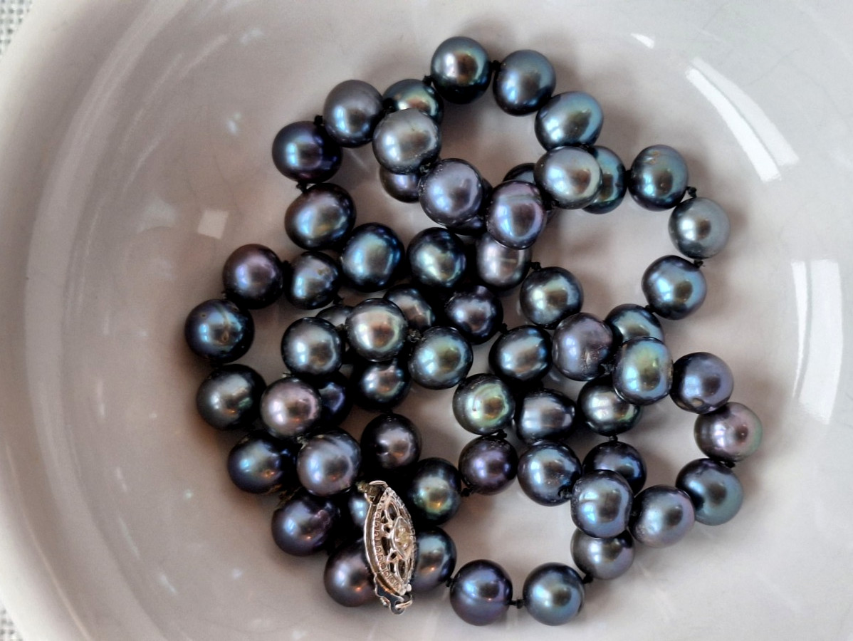 Peacock Pearl Necklace 14k White Gold Clasp Approx 5mm 18” Brand pJs