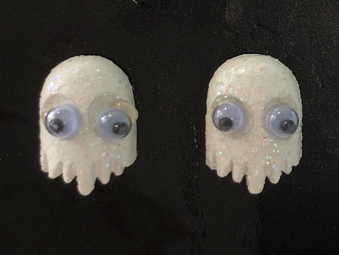 Gamer Post Earrings Ice Glitter White Pac-Man Ghost Googly Eyes .5″ Holiday
