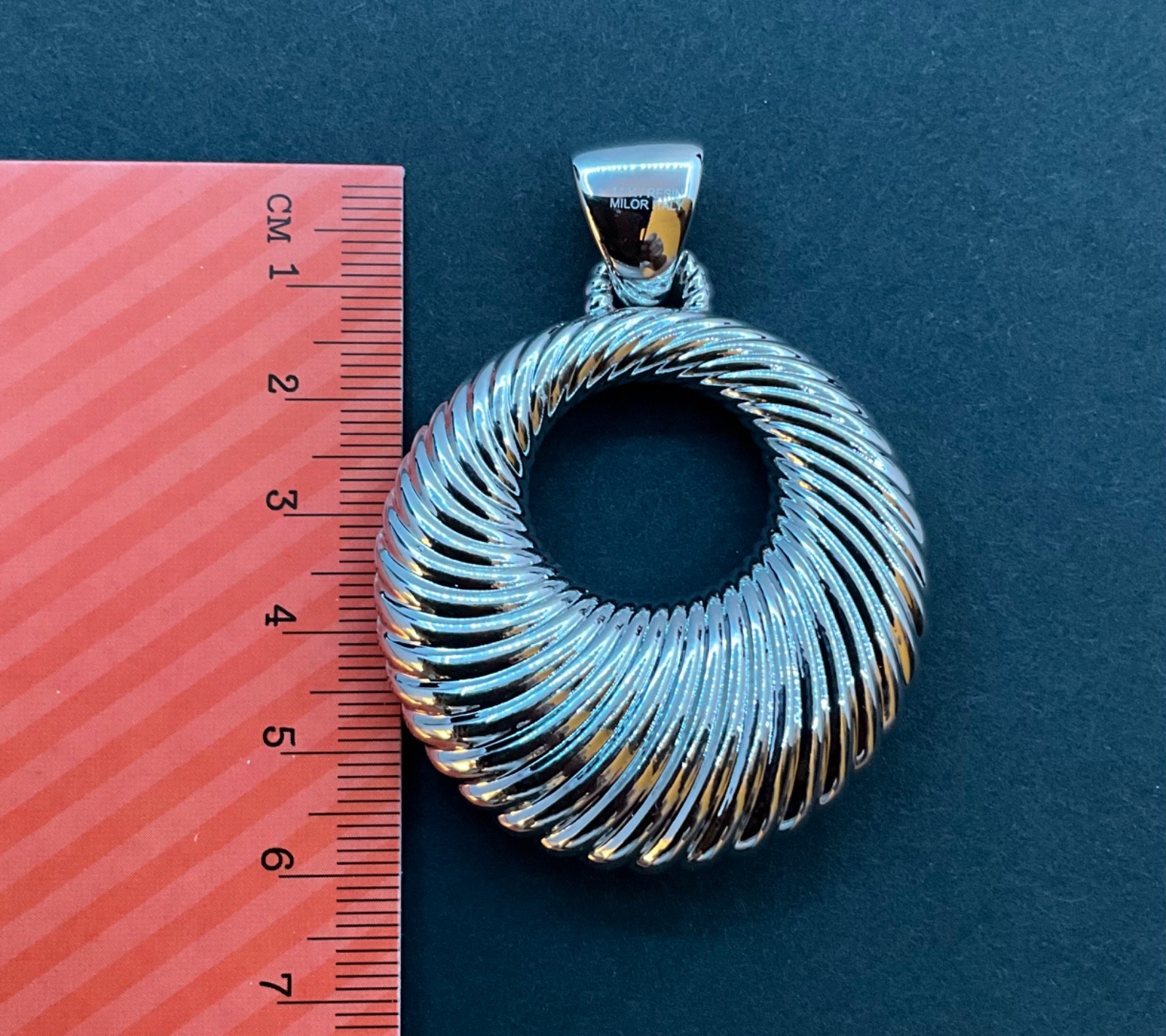Milor Italy 14kt white Gold Over Resin Ribbed Pendant 18 Grams