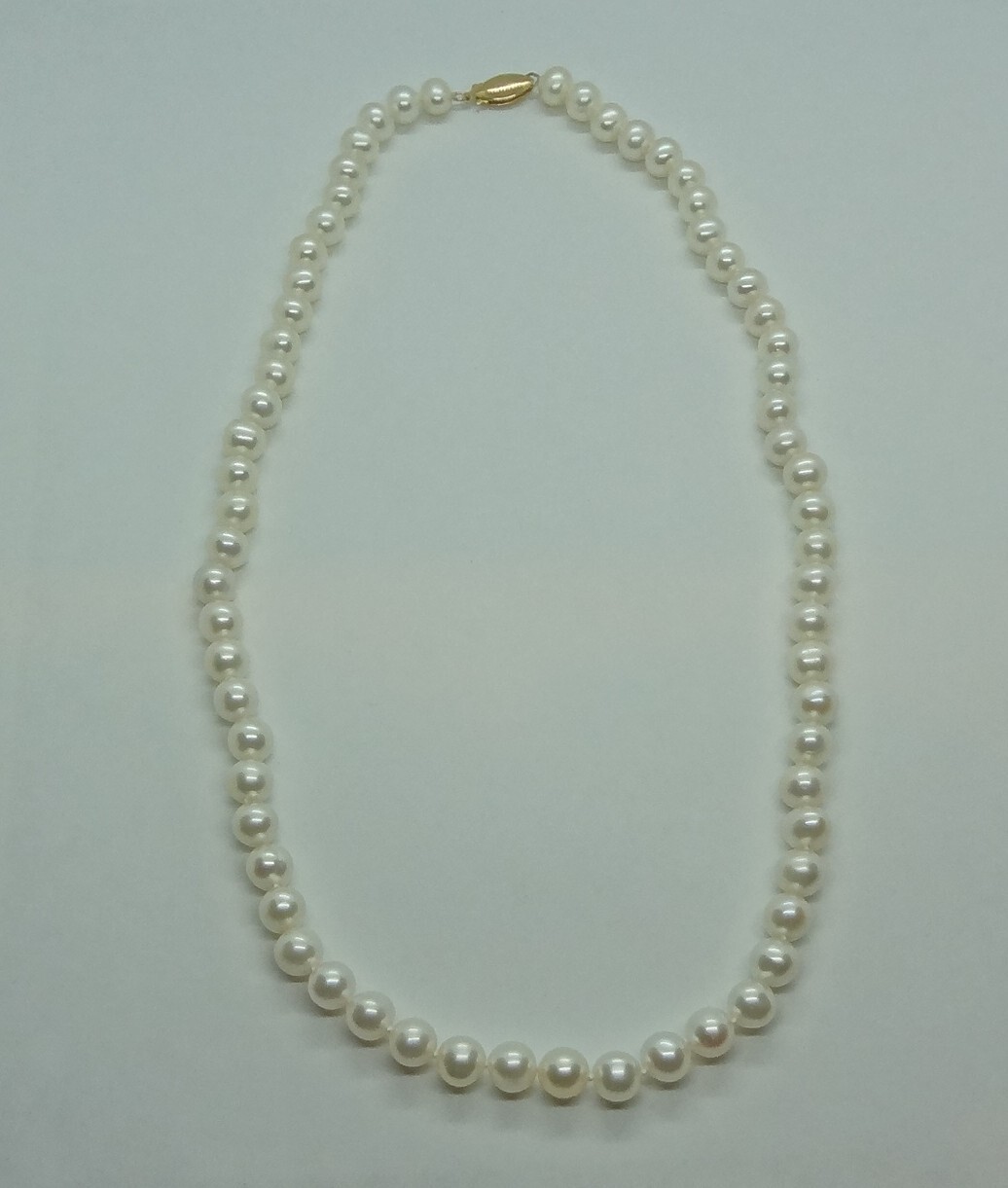 Vintage 14K Gold Cultured Pearl Strand Necklace 18” Round White Pearls 6.5-6.9mm