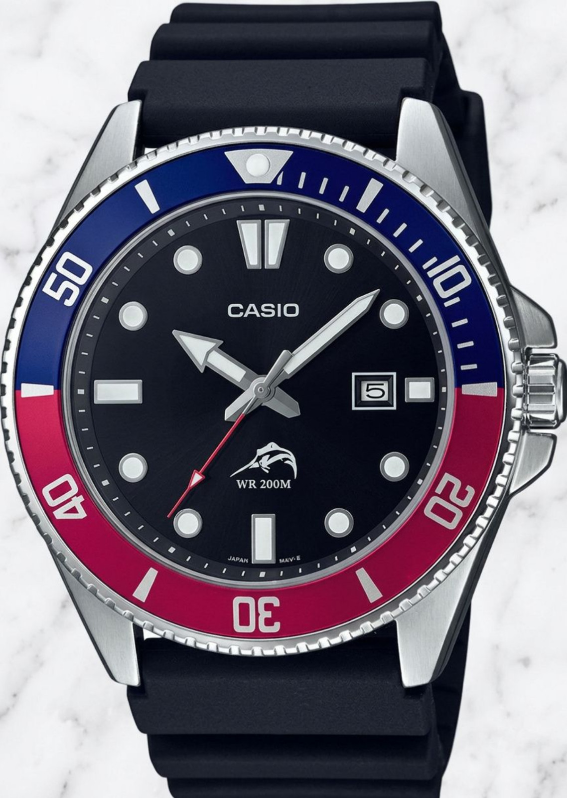 Men’s Diver Watch Quartz Movement Black Dial Red Blue Rotary Pepsi Bezel Casio