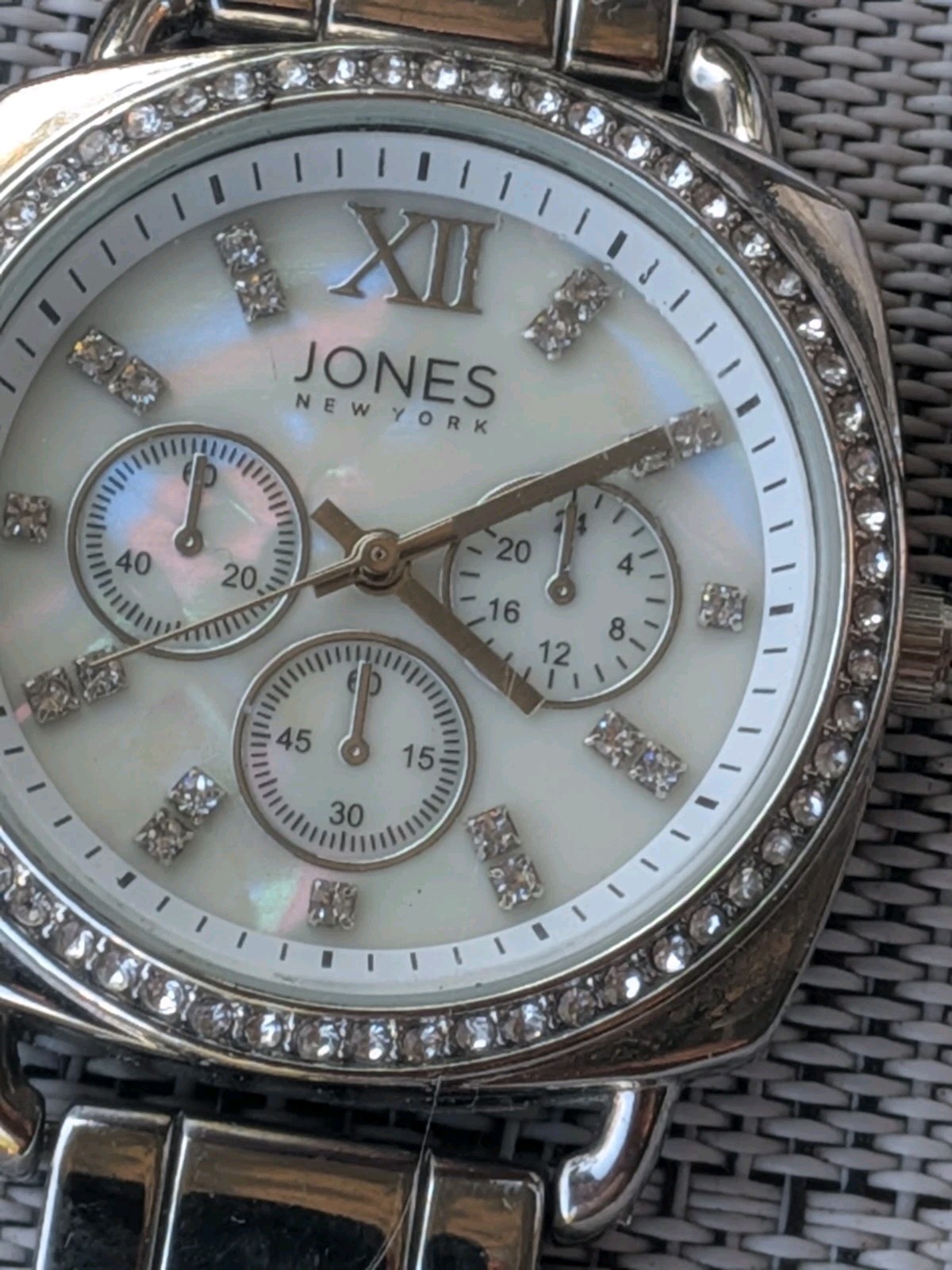 Lot of 5 Women’s Quartz Wristwatches – Pulsar, Jones New York, Varsales & More