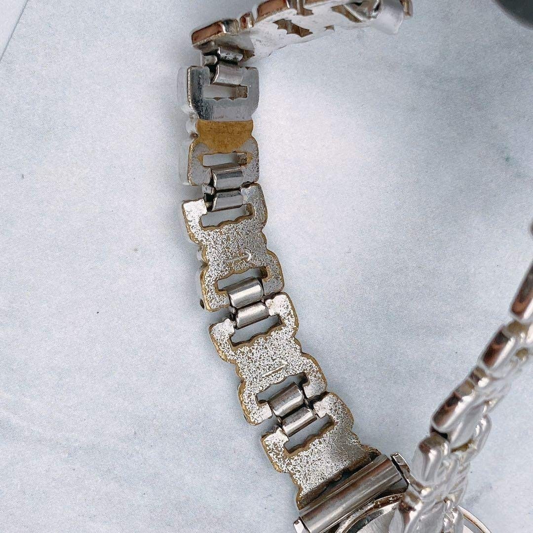 Working item SEIKO ladies’ wristwatch oval shape silver chain belt