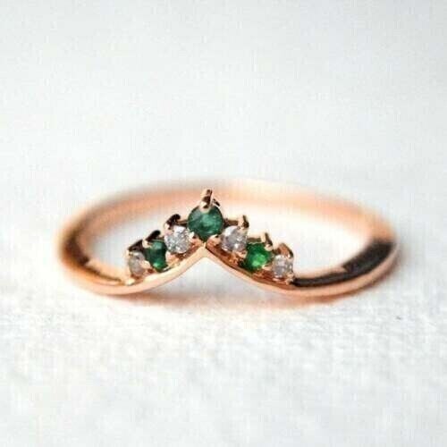 Round Cut Simulated Green Emerald Eternity Curved Ring In 14K Rose Gold Plated