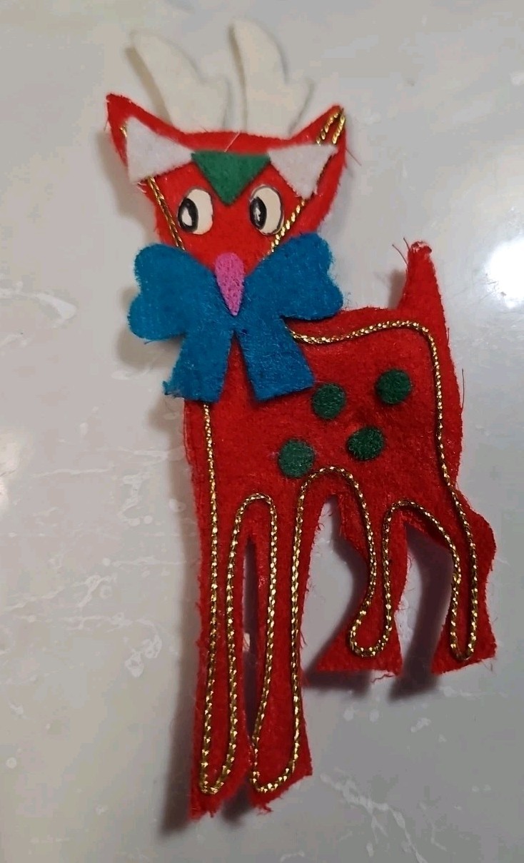 Vintage Retro Felt Reindeer Pin Red Deer Christmas Holiday Celebration Japan
