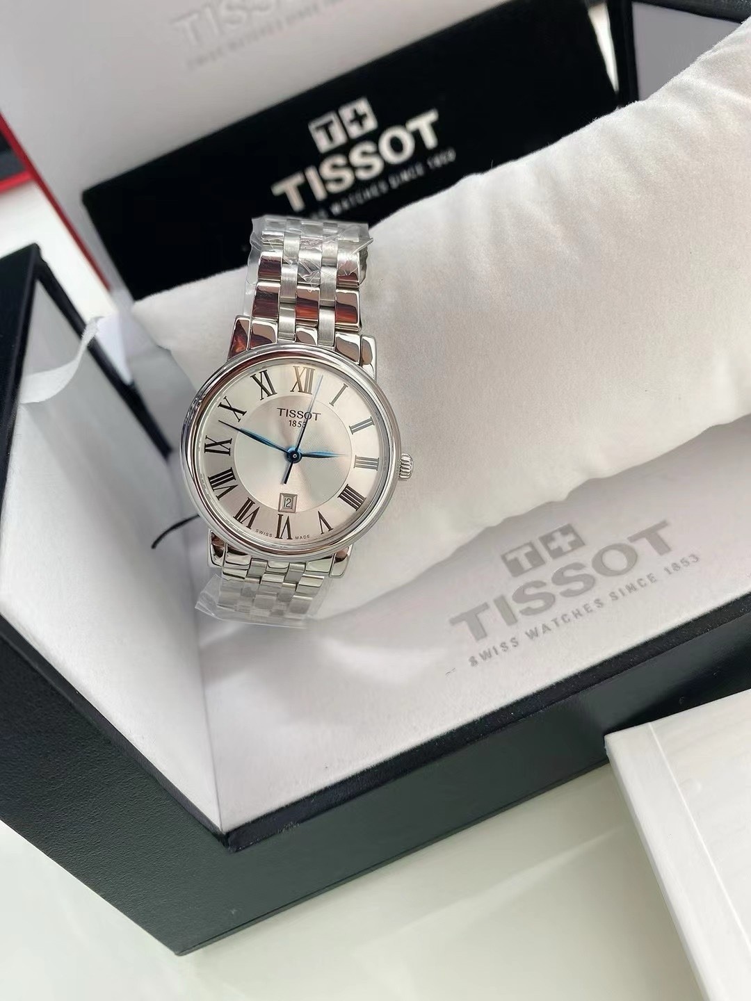 Tissot Carson Women’s Dress Quartz 30mm Silver Dial Steel Bracelet Date Box