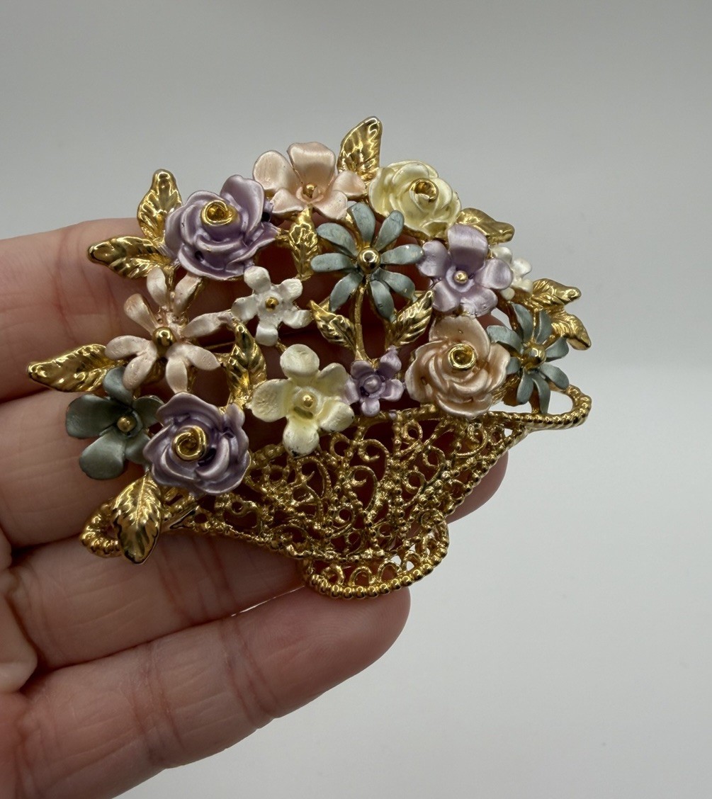 Vintage Gold Tone Filigree Flower Basket Brooch Pastel Enamel Spring Floral Pin