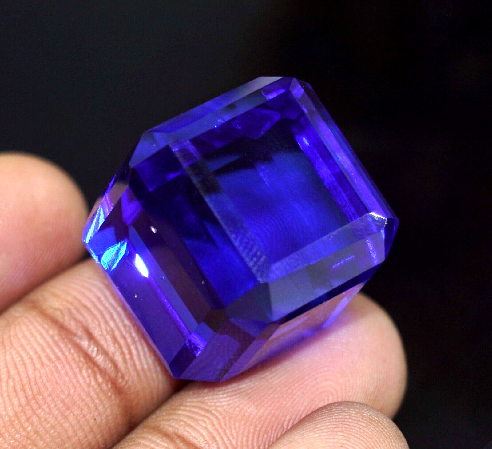 GIE Certified Natural Flawless 15.02 Ct Blue Sapphire Cube Cut Loose Gemstone
