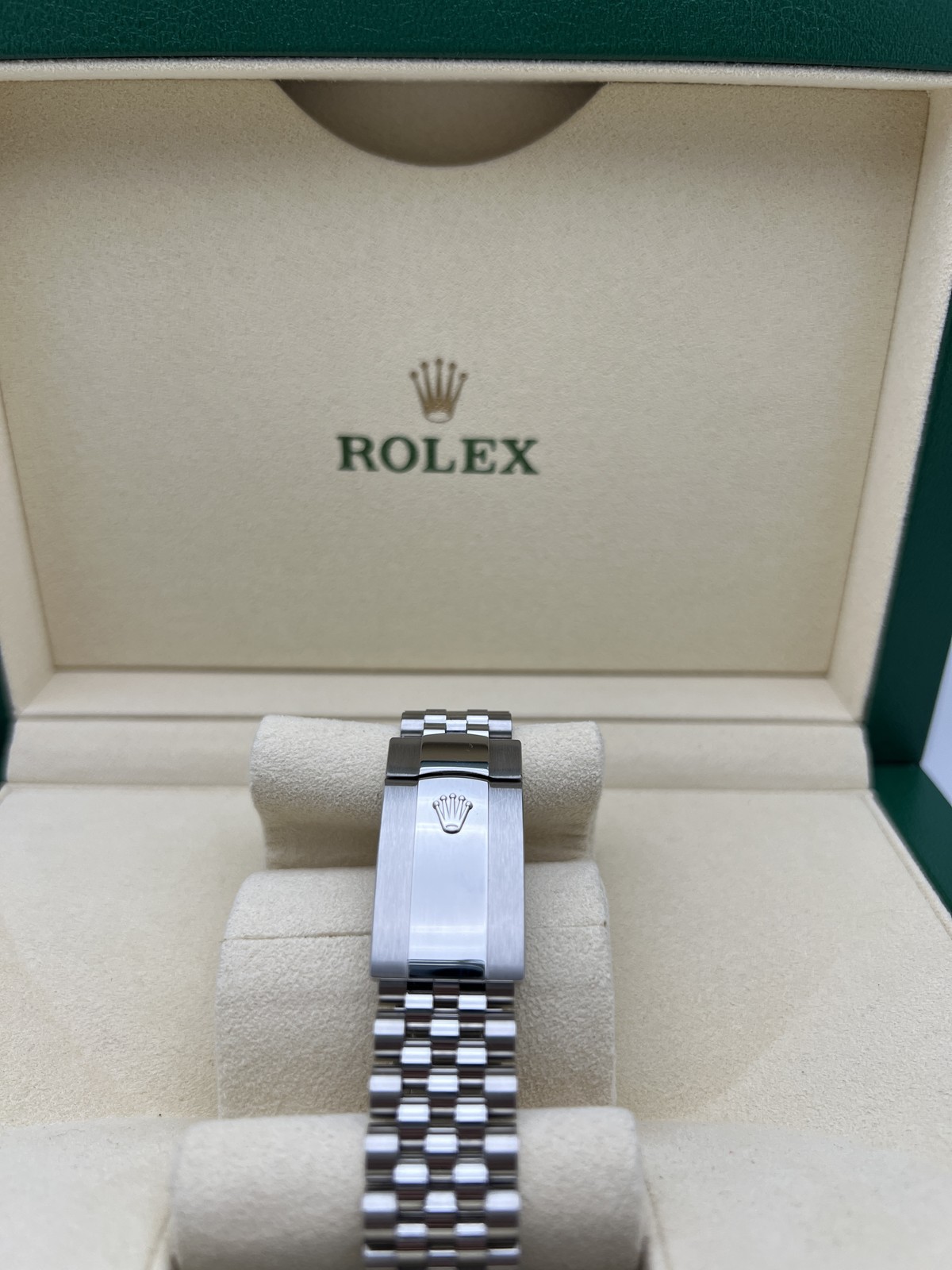 Rolex Datejust 36mm 126234 Silver Dial 18K Fluted Jubilee Steel Watch Box Papers