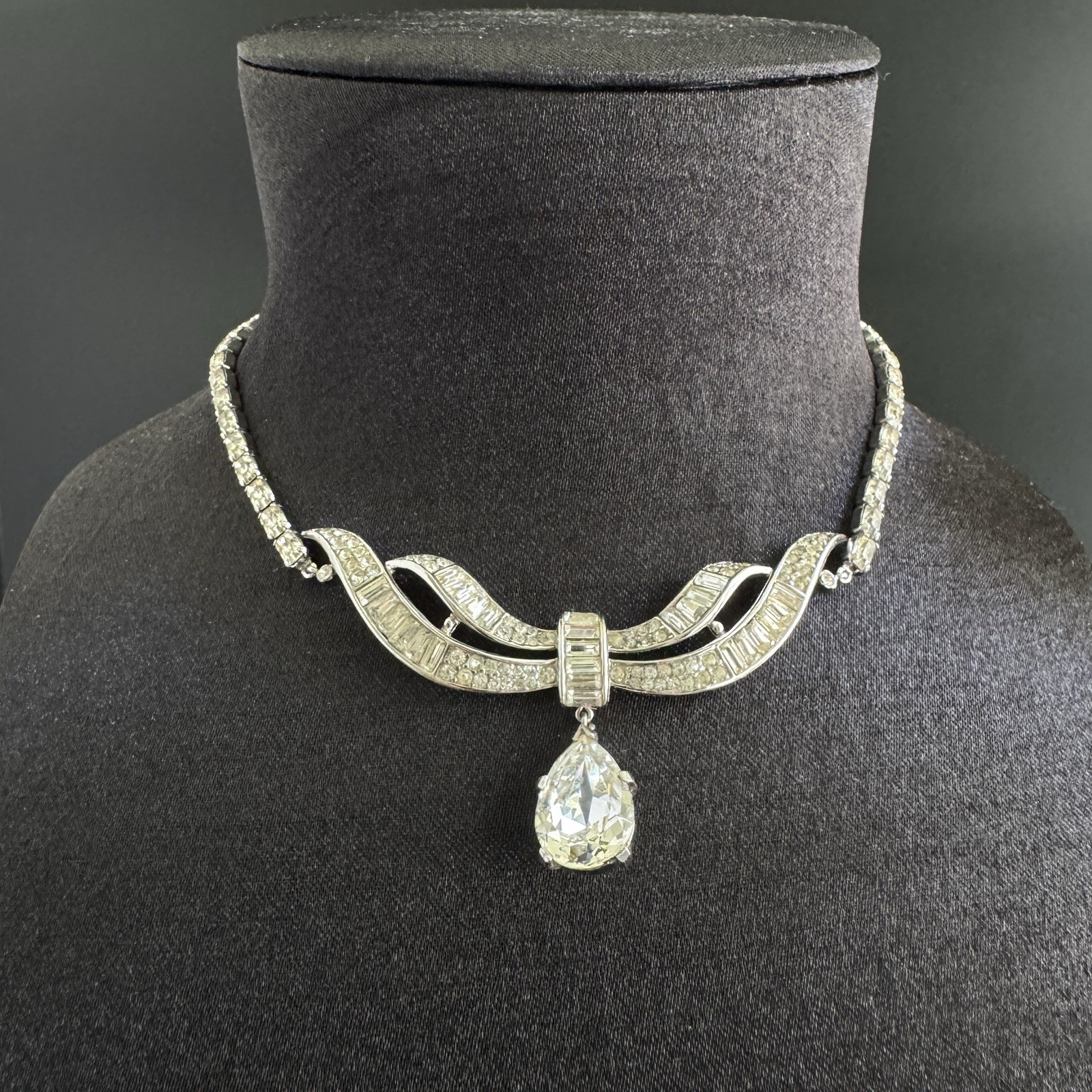 Vintage 1955 Crown Trifari Rhinestone Necklace Alfred Philippe J Hook Choker