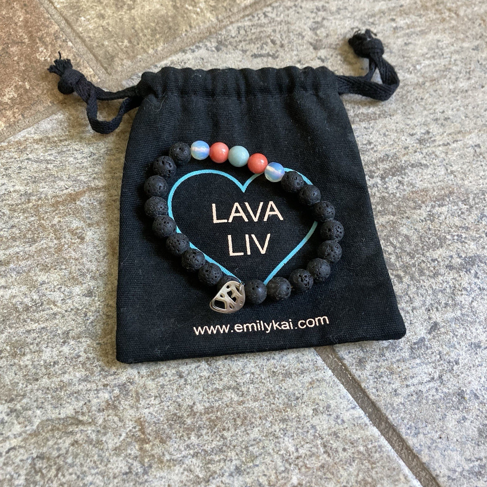 Emily Kai Lava Liv Nwot Orange Black Iridescent Beaded Stretch Bracelet